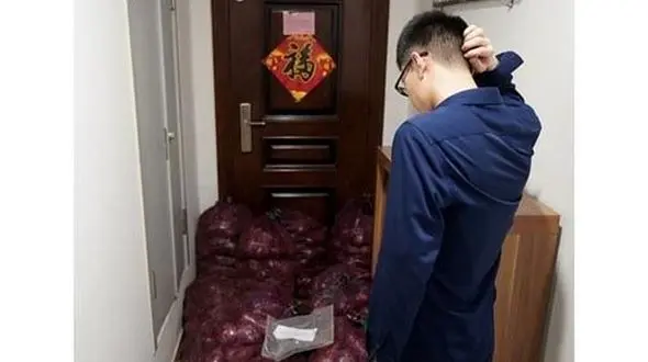 انتقام عجیب یک دختر از دوست پسر خیانتکارش + عکس / چین