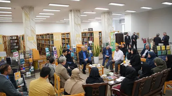 افتتاح نمایشگاه تازه‌های کتابخانه سازمان برنامه بودجه کشور 