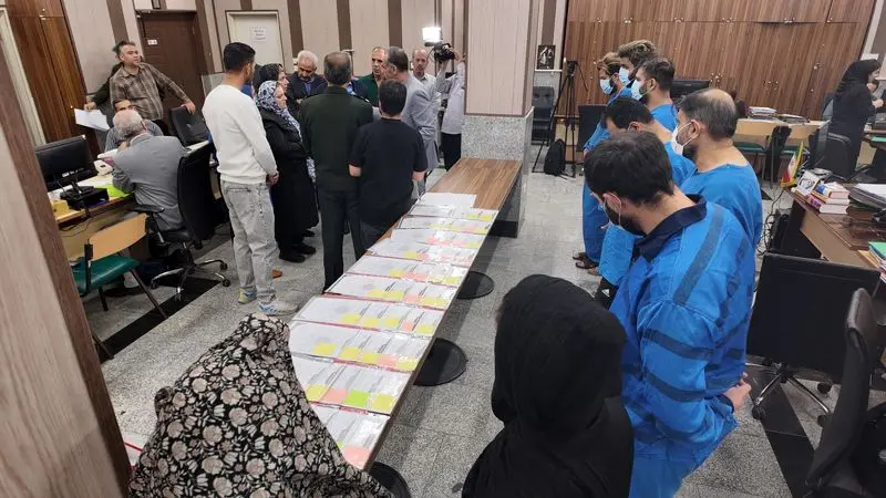 متهمان  پرونده دو شرکت لیزینگی خودرو و مواجهه با مالباختگان