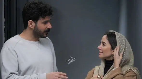 فیلم/ نگاهی به تیپ و استایل شیک و ایرانی‌پسند بازیگران نمایش ملاحظات امنیتی :الناز حبیبی ، فاطیما بهارمست ،مجید یوسفی ، امیر نوروزی و وحید منتظری