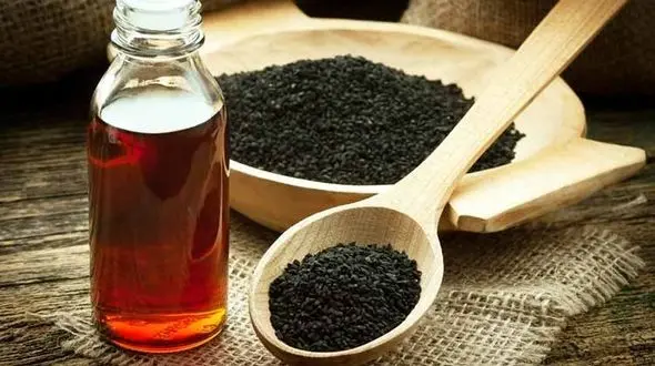 جلوگیری از سفیدی مو با روغن های طبیعی