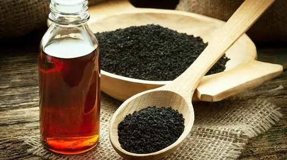 جلوگیری از سفیدی مو با روغن های طبیعی