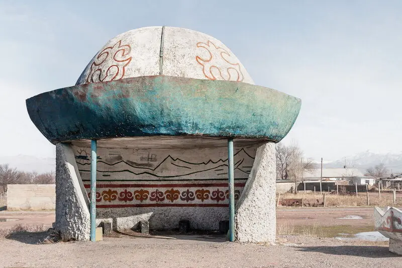 ایستگاه اتوبوسی در قزاقستان که از کلاه قزاق‌ها الهام گرفته شده