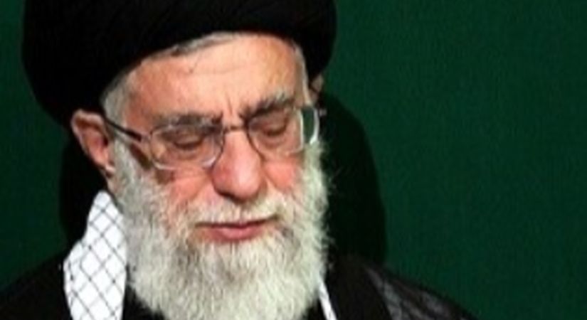 نقش دختر رهبر انقلاب در ترمیم دست مجروح ایشان/ فرزند دختری که به پدر اُنس داشت