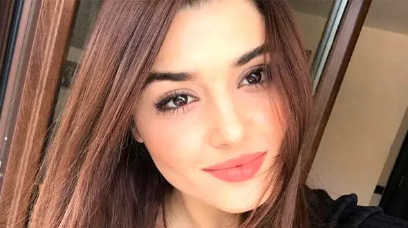 لباس هایی که هانده ارچل در خانه می پوشد