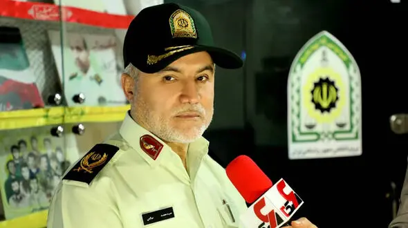 برخورد پلیس با بد حجابی و لباس های ممنوعه در 12 مغازه ! / واحدهای صنفی تعطیل شدند ! 