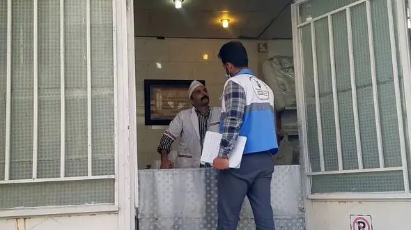 کشف شیرهای فاسد از یک فروشگاه در شهرستان ایذه + عکس