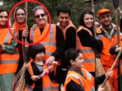 (فیلم) حضور همزمان داریوش مهرجویی و همسرش به همراه مرحوم فردوس کاویانی در پشت صحنه یک فیلم / جمعی که فقط در سرای باقی می تواند جمع شود!