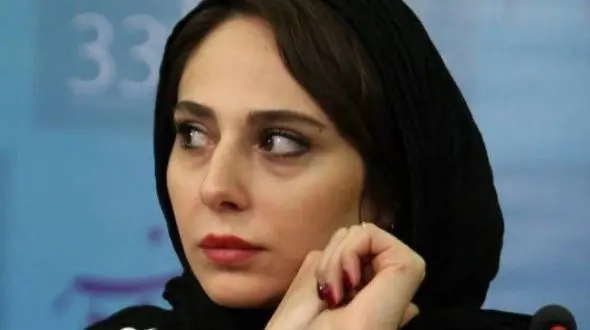 استایل جدید رعنا آزادی‌ور در جشن حافظ