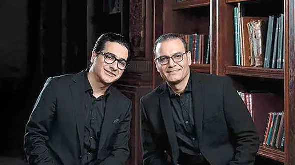 غوغای اجرای زنده علیرضا قربانی و شجریان با آهنگ افسانه چشم هایت/ با صدای بهشتیشون کولاک کردند+ویدیو