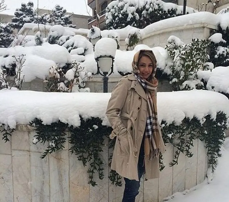 شبنم قلی خانی