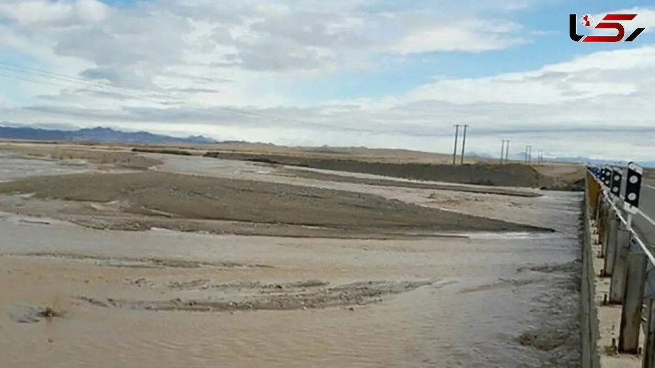 سیل راننده کمپرسی را با خود برد / در اردبیل رخ داد 