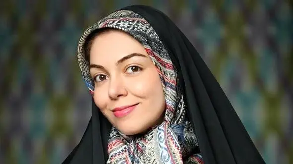 یادی کنیم از جذابترین پست صفحه اینستاگرام آزاده نامداری/ دختر دوستداشتنی آزاده نامداری و رفیق دماغ هویجی اش