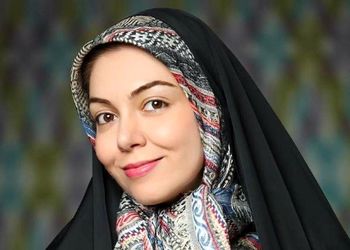 یادی کنیم از جذابترین پست صفحه اینستاگرام آزاده نامداری/ دختر دوستداشتنی آزاده نامداری و رفیق دماغ هویجی اش