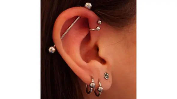 مراقب پیرسینگ باشید 