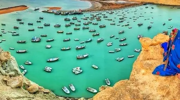 دختران بلوچ از سکوت مادران خسته اند / تازیانه فقر زیر ساخت بر پیکر زنان سیستان و بلوچستان