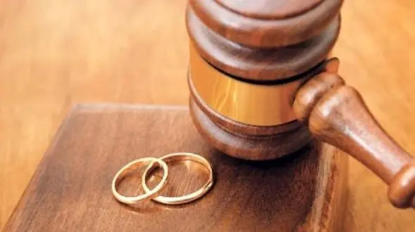 دختری بودم که تحمل شوهر جوان مادرم را نداشتم / امید هم جوان تر بود هم متاهل!