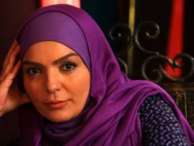 فیلم / نگاهی به چیدمان لوکس و زیبای خانه شهرازد عبدالمجید بازیگر در پناه تو ! / هارمونی رنگی جذاب 