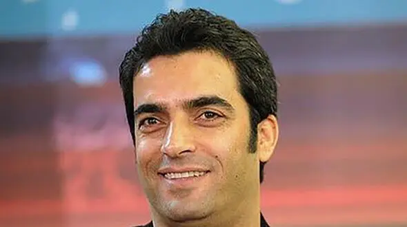 تیپ منوچهر هادی سازنده نیسان آبی و جواد افشار کارگردان گاندو 26 سال قبل 