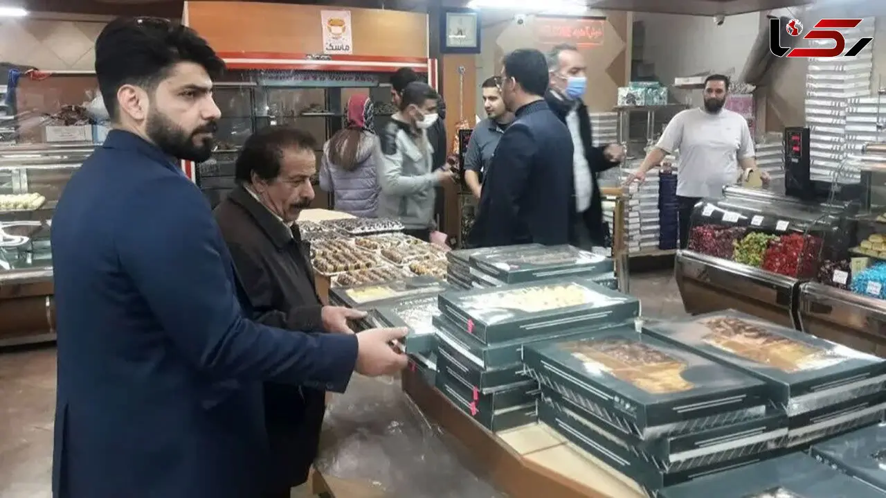 محاسبه وزن جعبه با شیرینی، مصداق کم‌فروشی است