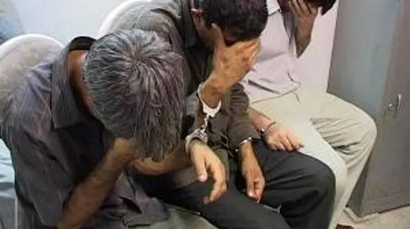 این 3 مرد خبیث فیروز آباد را می چاپیدند! + عکس