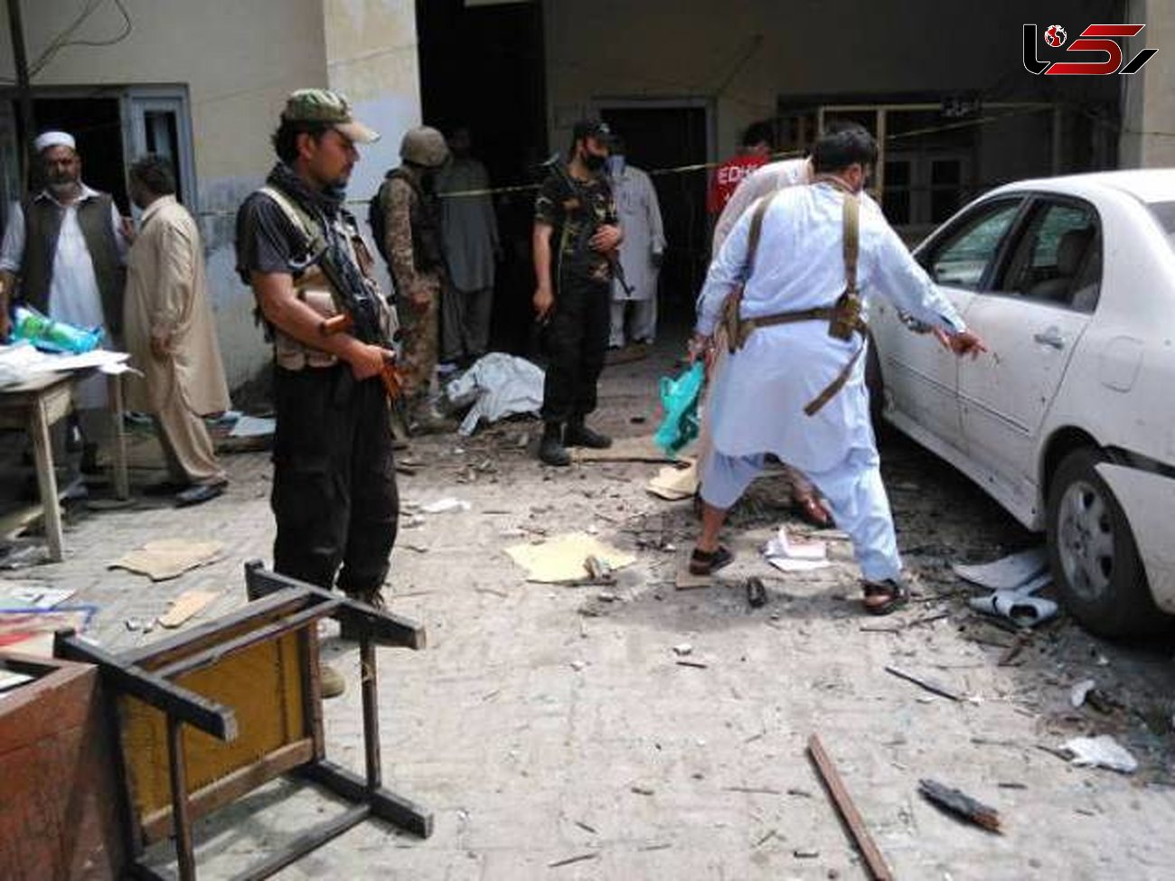 انفجار بمب در مدرسه ای در پاکستان پنج دانش آموز را زخمی کرد