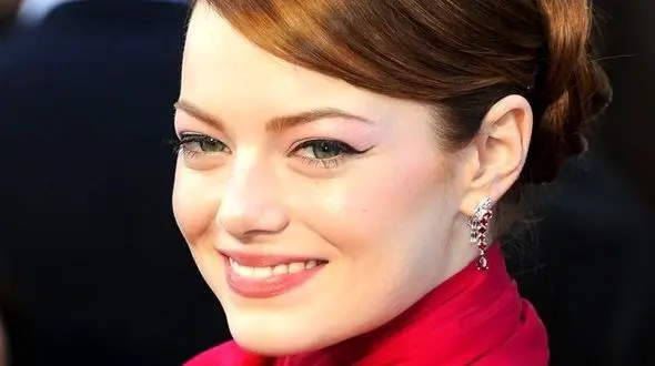 خانم بازیگر مجنون شد +عکس 