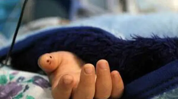 مرگ تلخ کودک  ۴.۵ ساله رفسنجانی قبل از عمل جراحی + جزییات