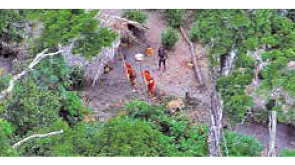 کشتار بیرحمانه 20 معدنچی طلا + عکس