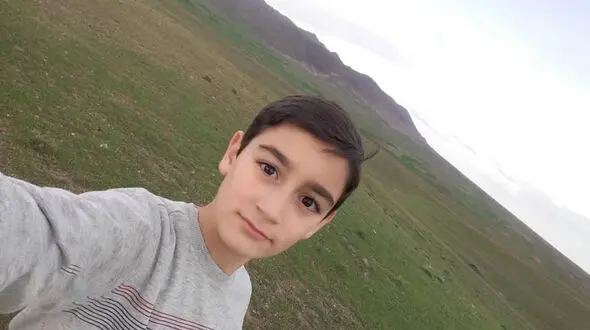 مرگ هولناک محمد امین ۱۲ ساله در زنگ ورزش / او کنار دروازه فوتسال جان باخت + عکس ها