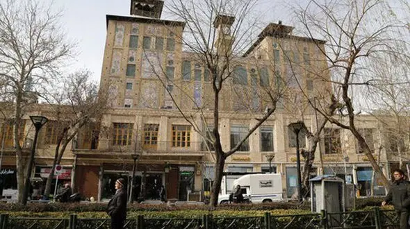 ساخت نخستین آسمان خراش تهران با ۴۰ هزار تومان ! + عکس