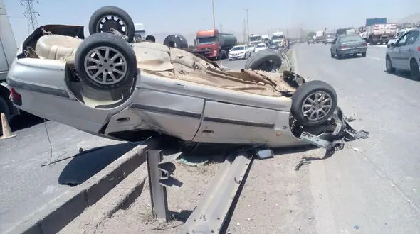 واژگونی خودرو در ملایر با یک کشته و 2 زخمی