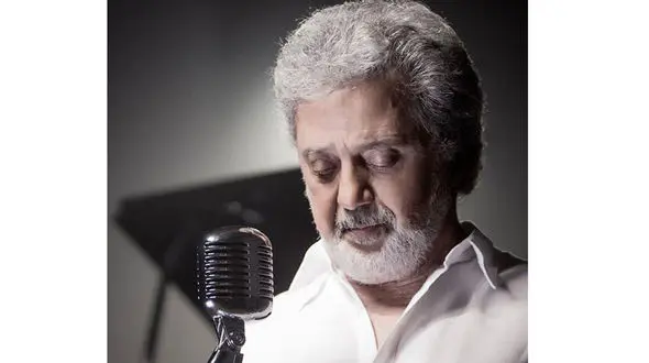 عکسی باورنکردنی از زمان اعتیاد داریوش در کنار همسر جذاب دومش