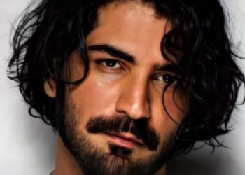 فیلم آواز باشکوه عرفان طهماسبی  / آهنگ  تو رفتی دگر ماه و آیینه خداحافظ بغض تو سینه خداحافظ + موزیک ویدیو دلنشین 