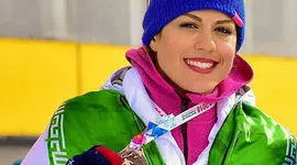 عاطفه احمدی کیست؟ / چرا به ایران بازگشت؟ 