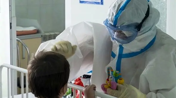 کودک دو ساله رشتی کرونا را شکست داد 