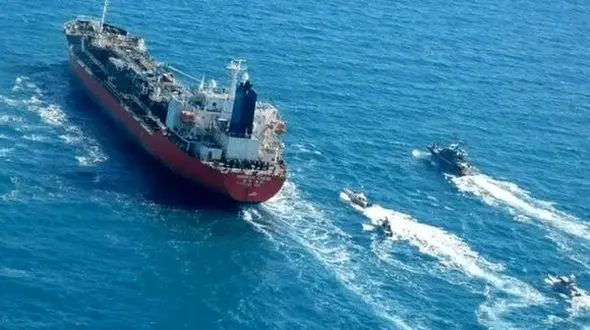 ماجرای توقیف نفتکش های ایران توسط هند چیست؟