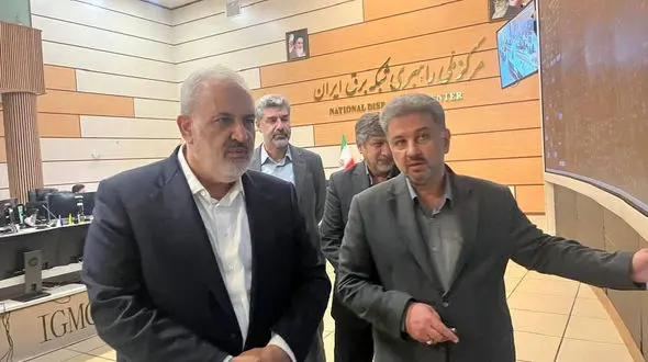 بازدید وزیر نیرو از مرکز ملی راهبری شبکه برق کشور