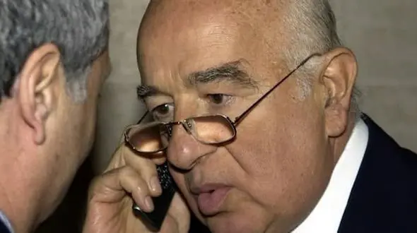 ثروتمندترین بانکدار جهان درگذشت