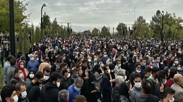 مراسم تشییع استاد شجریان بدون مردم برگزار نمی‌شود