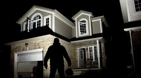 کشف راز سرقت‌ های سریالی همدان / سارقان تعطیلات را غنیمت می‌شمارند