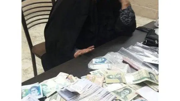 این زن گدا روزانه 4 میلیون تومان در تهران در آمد دارد! + عکس