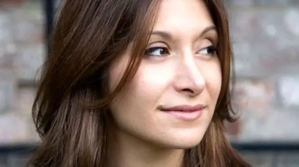 نویسنده زن ایرانی برنده جایزه شد 