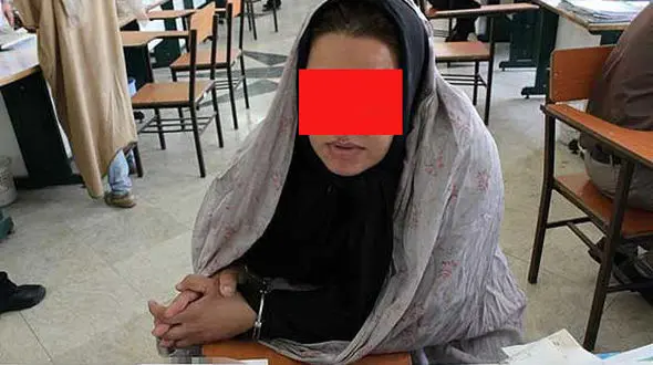 این زن به معلمان مدارس هم رحم نکرد!+عکس