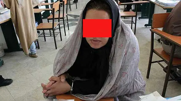 این زن به معلمان مدارس هم رحم نکرد!+عکس
