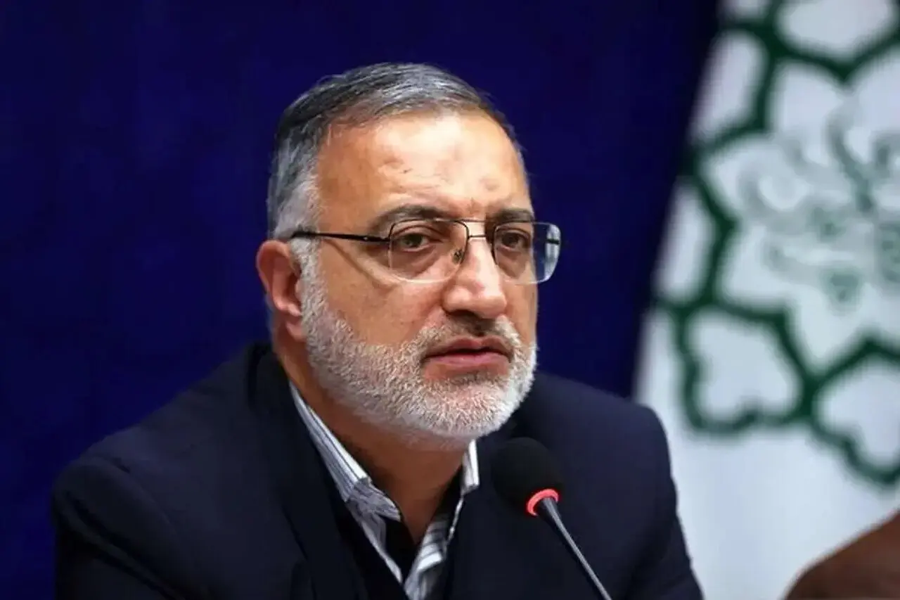 صحبت های زاکانی درباره ذخایر 40 میلیارد دلاری طلا و اسکناس در بانک