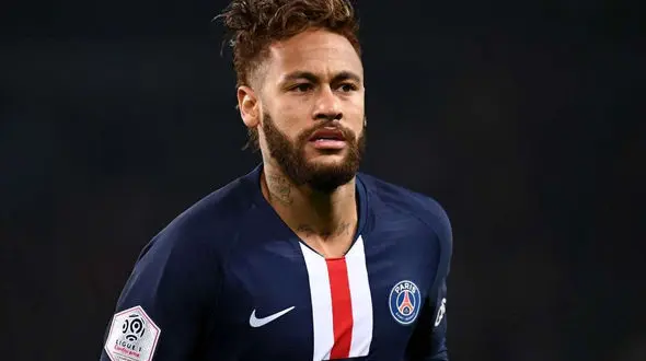 نیمار: بیشتر از آنچه که لیاقتش را دارم مورد انتقاد قرار می‌گیرم 