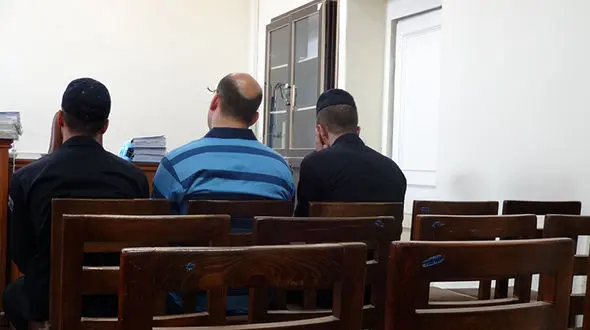 وقتی رفتار زشت مرد غریبه با زن جوان را در خیابان دیدم از خود بی خود شدم و ..! + عکس