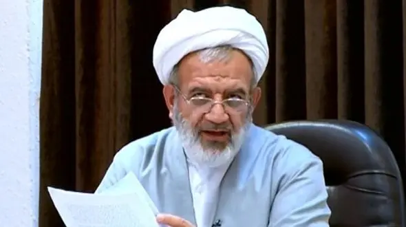 آیت الله عابدینی: سگ پاک است/ منتقدین می‌گویند تو به دنبال تایید «سگ‌بازها» هستی