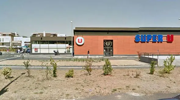 تیراندازی مرد میانسال در سوپرمارکت 